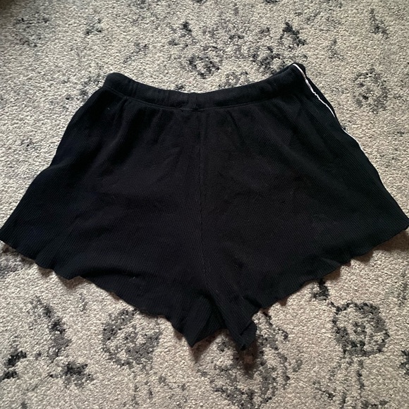 john galt brandy melville drawstring black shorts - Picture 2 of 3